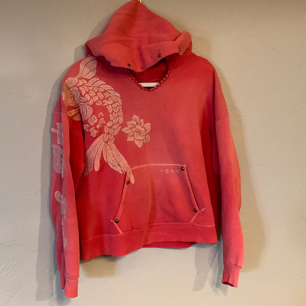 The Great China Wall hoodie. Size Large